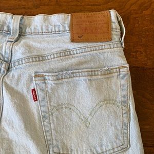 Levi Strauss & CO 501
